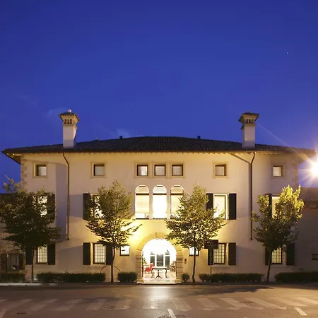 Busta Szálloda Montebelluna